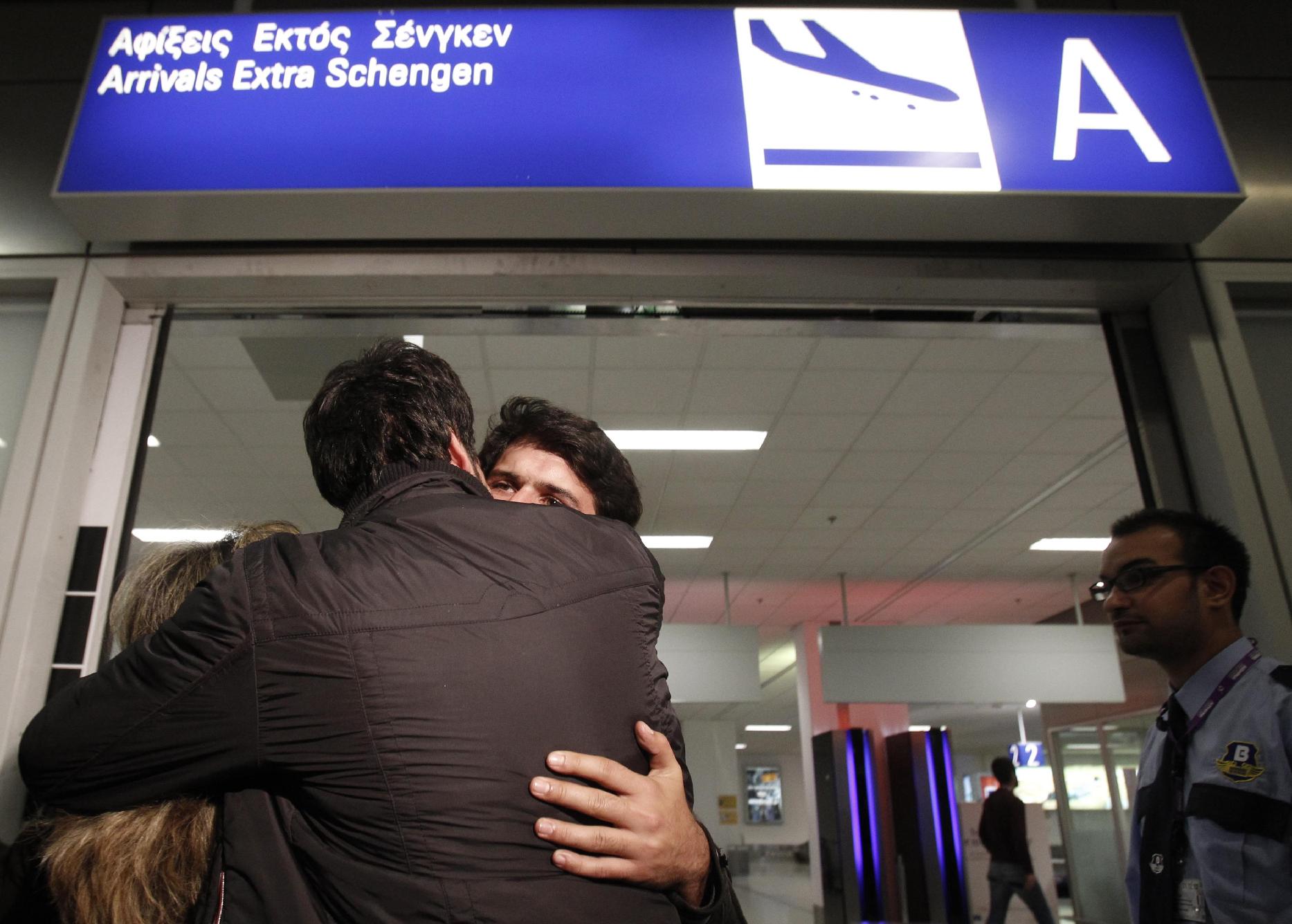 Αγωνία για τον επαναπατρισμό των Ελλήνων