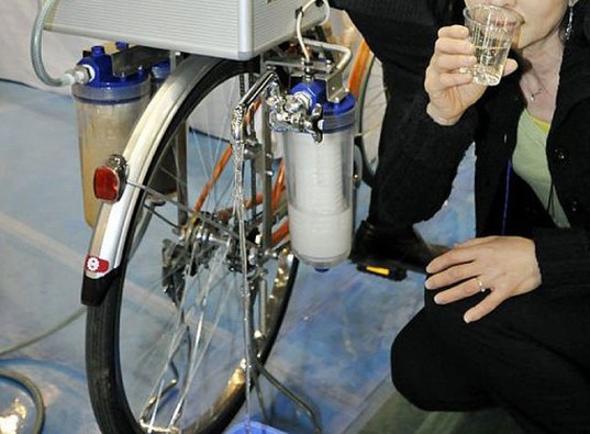 Το ποδήλατο που φιλτράρει το νερό