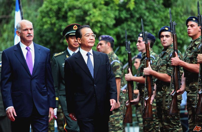 Πολιτικές μεταρρυθμίσεις θέλει ο Κινέζος πρωθυπουργός