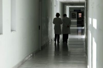 Δύσκολες ώρες για τον 7χρονο που τυφλώθηκε