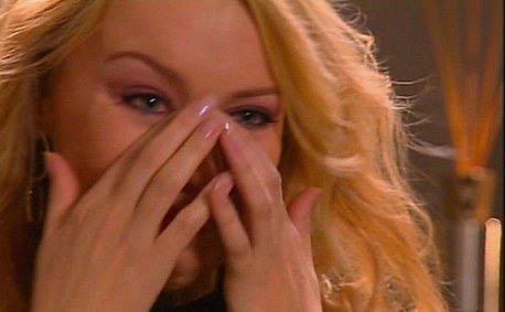 «Λύγισε» η Kylie Minogue