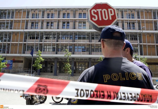 Τηλεφώνημα για βόμβα στα δικαστήρια Θεσσαλονίκης