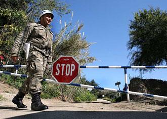 Σύλληψη Κύπριων ευρωβουλευτών και ιερωμένων