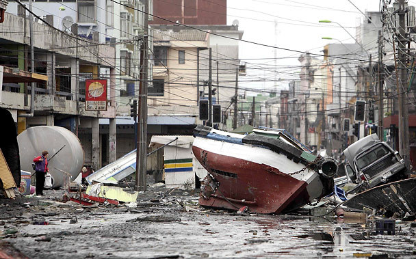 Ένα χρόνο πριν, το τσουνάμι χτύπησε τη Χιλή