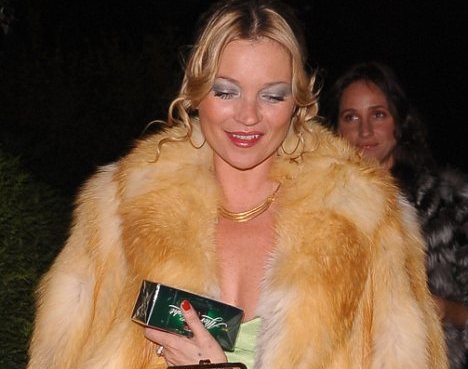 Η Kate Moss με ρετρό διάθεση