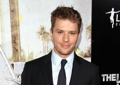 Παρατά την υποκριτική ο Ryan Phillippe