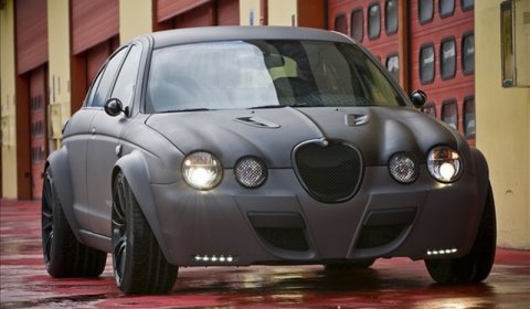 Jaguar S Type με την υπογραφή του οίκου Panzani Design