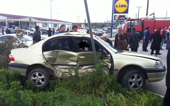 Σoβαρός τραυματισμός 17χρονης σε τροχαίο