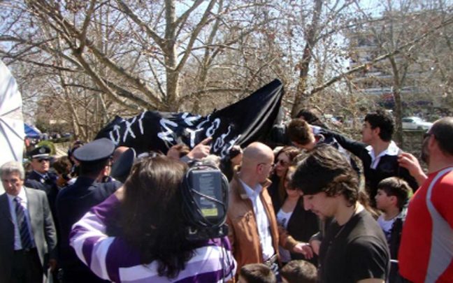 Αστυνομικοί και διαδηλωτές «ήρθαν στα χέρια»