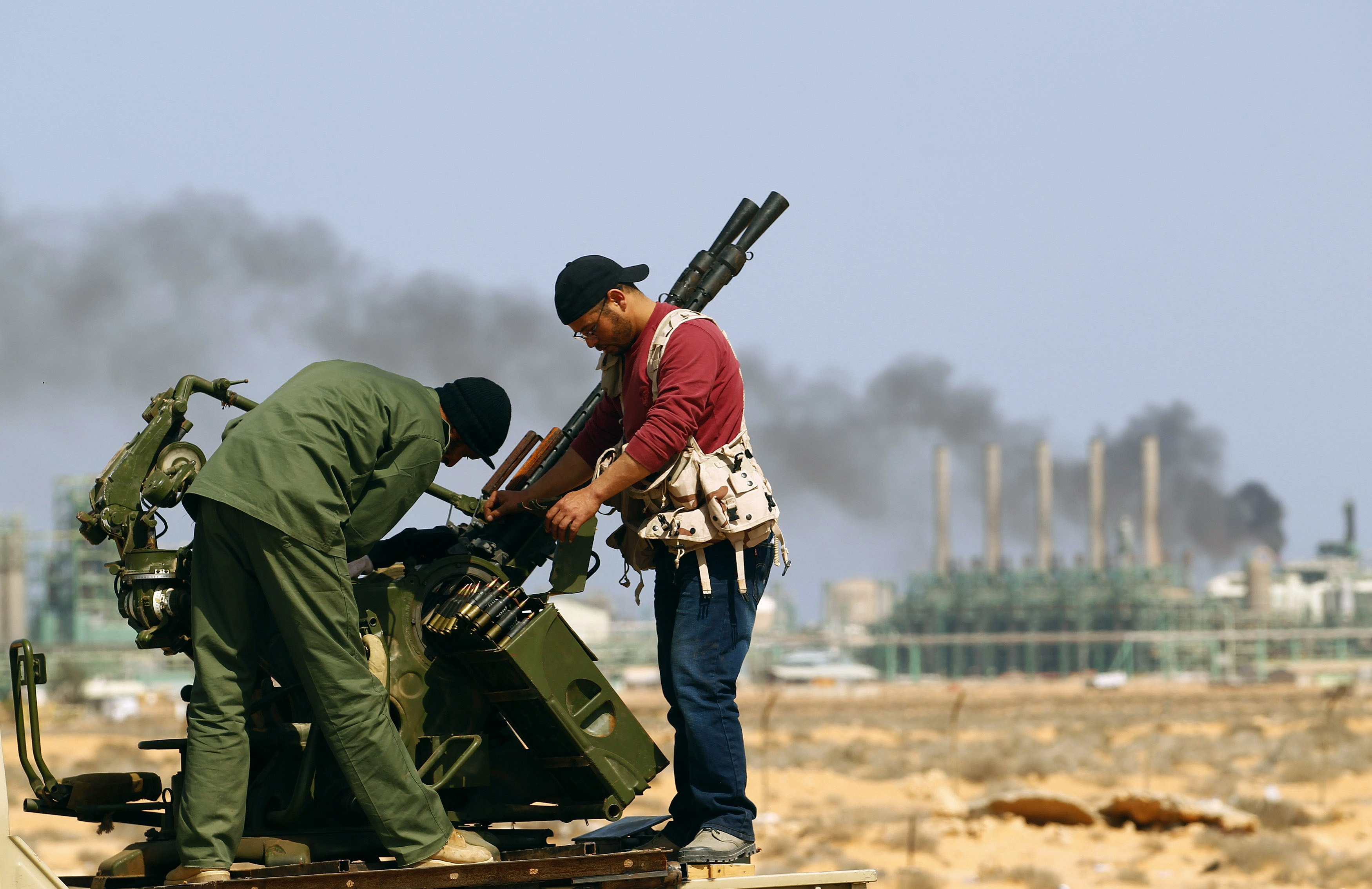«Ακραία» κίνηση ο εξοπλισμός των Λίβυων αντικαθεστωτικών
