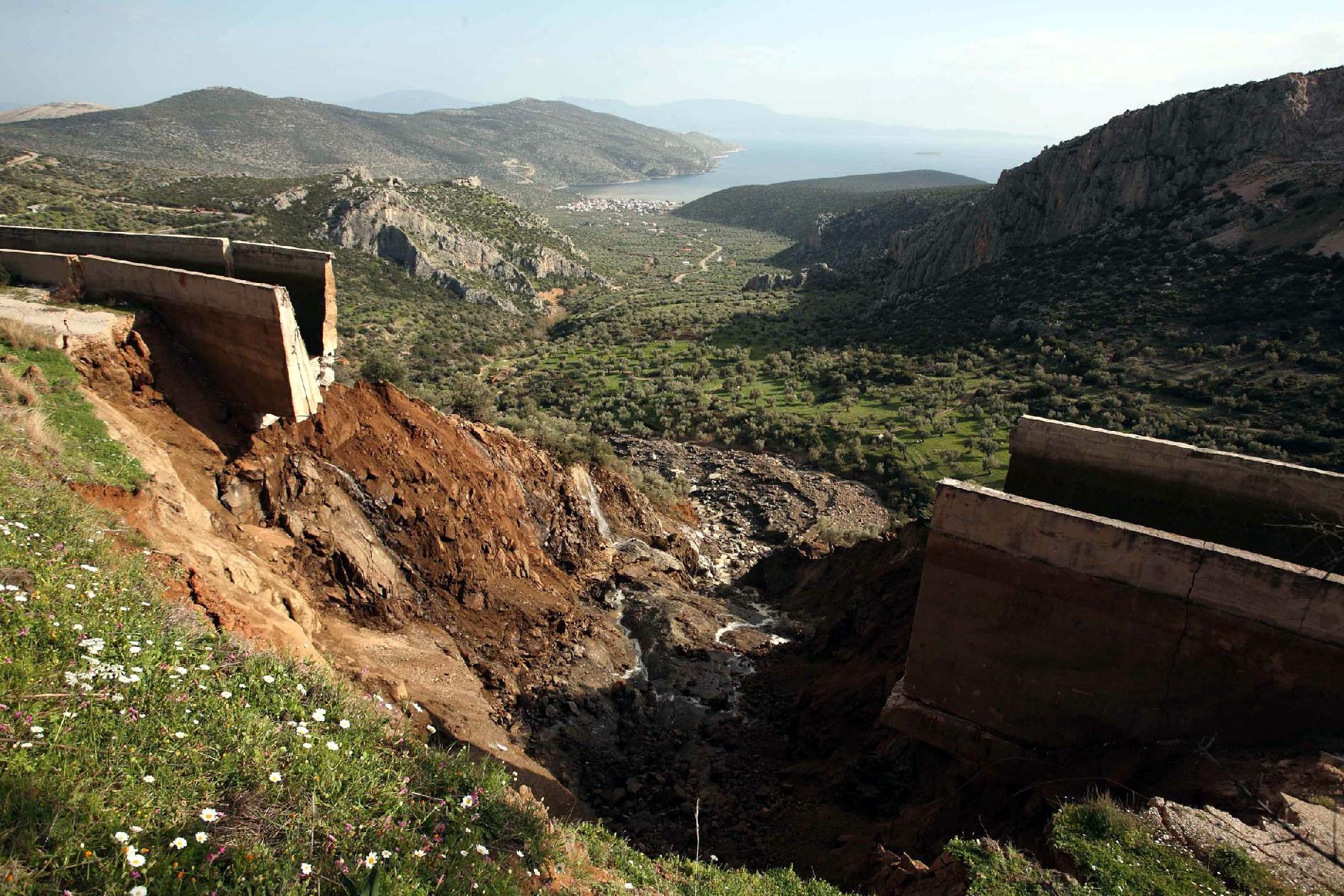 Σε μία εβδομάδα η αποκατάσταση της υδροδότησης από το Μόρνο