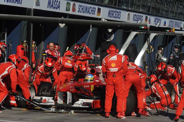 H Pirelli προβλέπει 3-4 pit stop στη Μαλαισία