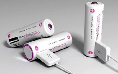 Επαναφορτιζόμενη μπαταρία με θύρα USB