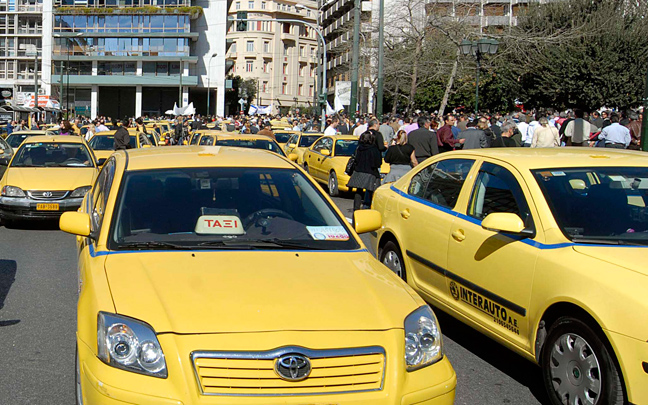 «Ψεύτικα και αποπροσανατολιστικά» τα επιχειρήματα της κυβέρνησης