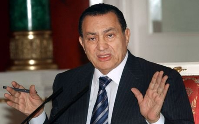 Απαγορεύθηκε σε δύο νύφες του Χόσνι Μουμπάρακ να φύγουν από την χώρα
