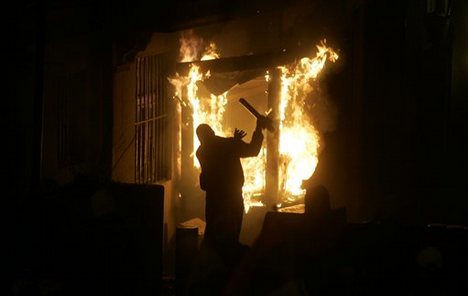 Φωτιά σε χώρο με πλαστικά στη Σερβία