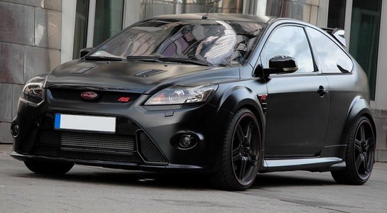 Ford Focus RS σε μαύρο ματ χρώμα