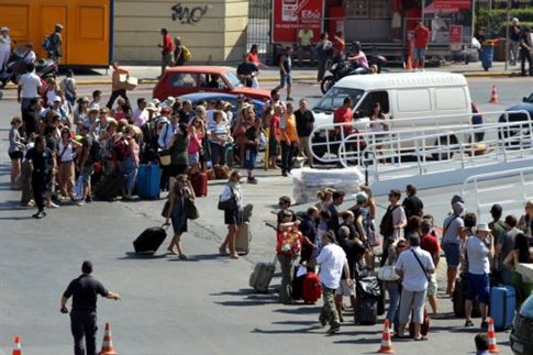 Όπου φύγει φύγει οι Αθηναίοι