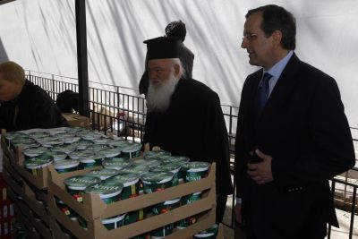 Α. Σαμαράς – Ιερώνυμος στο πλάι των αστέγων