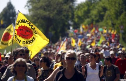 Μεγάλες διαδηλώσεις για τα πυρηνικά στη Γερμανία