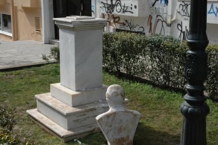 Περίεργες εξαφανίσεις αγαλμάτων στην Αθήνα!