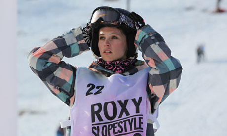 Γέλιο, ρομάντζο και&#8230; snowboard στο «Chalet Girl»