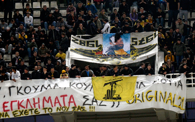 Συμπλοκές και ξύλο στην Πάτρα