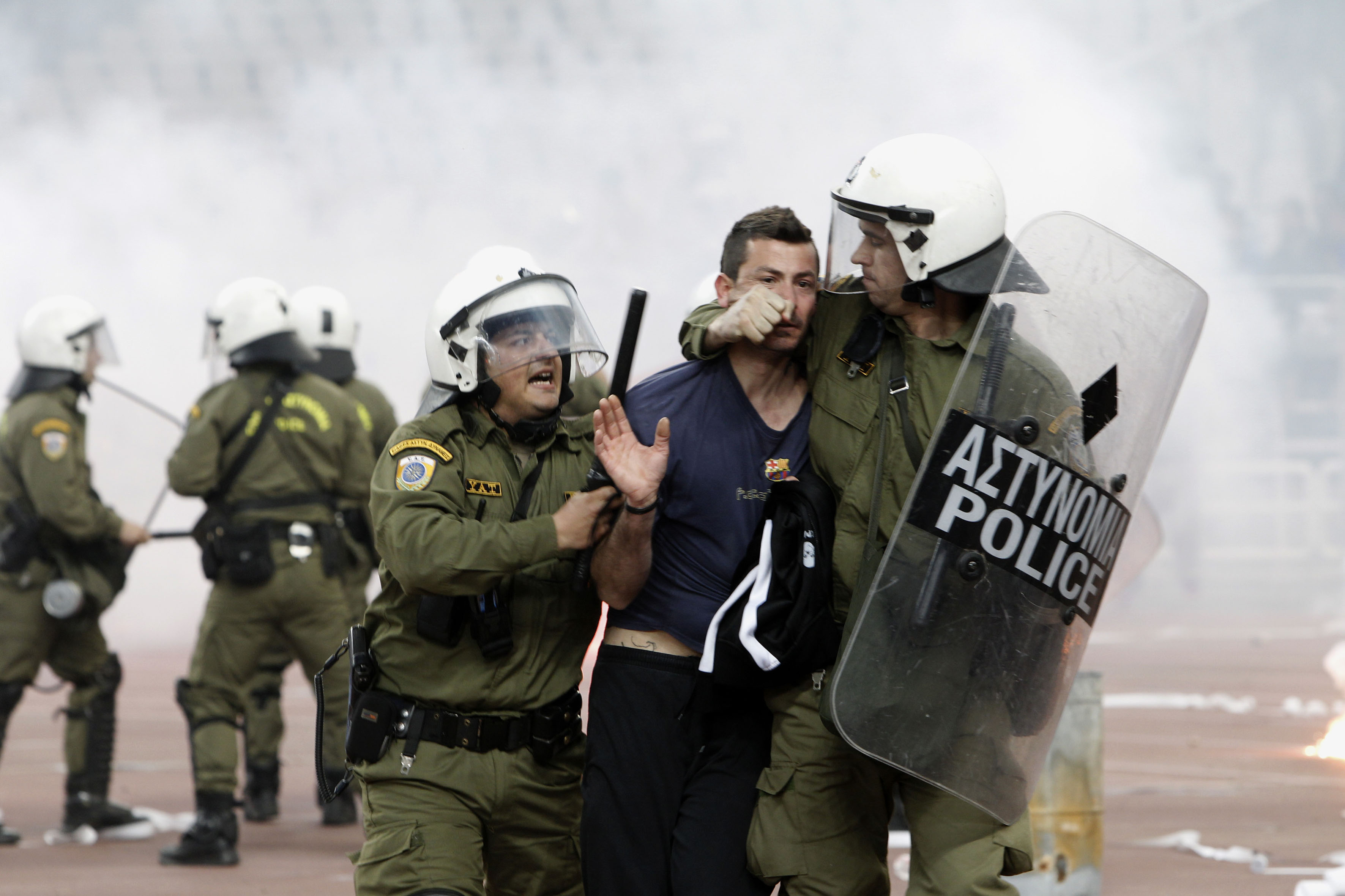 Ένορκη διοικητική εξέταση για περιστατικό με φιλάθλους της ΑΕΚ