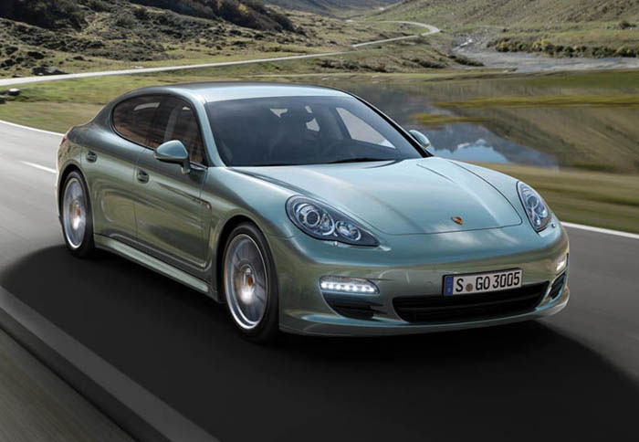 Αυτονομία 1.200 χλμ για την Porsche Panamera