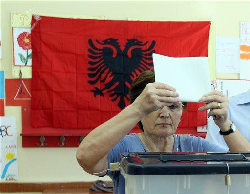 Συνεχίζεται η καταμέτρηση ψήφων στην Αλβανία