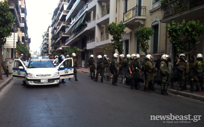 Φουντώνει ο πόλεμος ακροδεξιών &#8211; αλλοδαπών