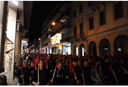 Επίθεση διαδηλωτών στα γραφεία του ΛΑΟΣ