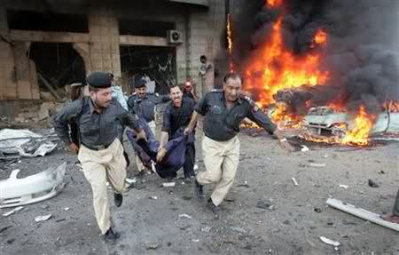 Τουλάχιστον πέντε νεκροί από βομβιστική επίθεση στο Πακιστάν