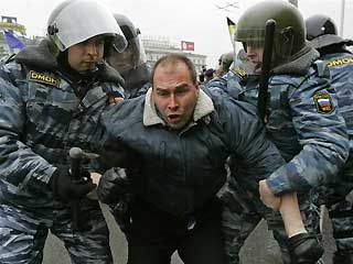 Παραβιάζονται τα ανθρώπινα δικαιώματα στη Ρωσία