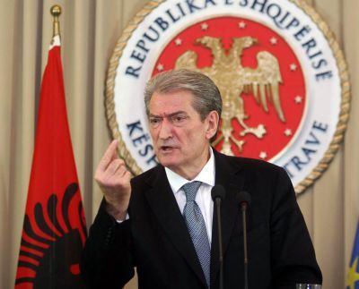 Πολιτική αναταραχή στην Αλβανία
