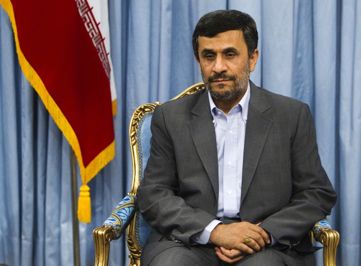 Ο Αχμαντινετζάντ υποψήφιος για πρόεδρος του Ιράν