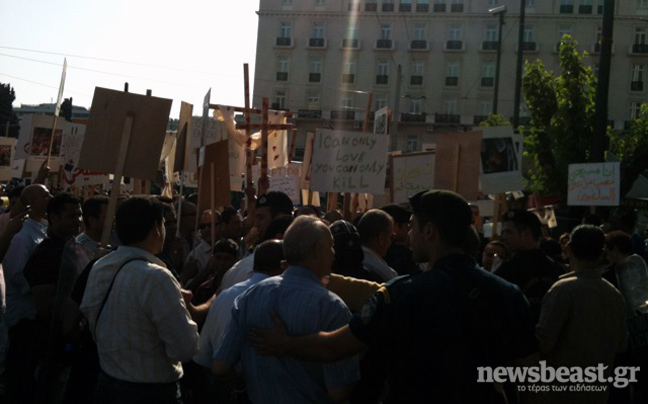 «Αγανακτισμένοι» Αιγύπτιοι διαμαρτύρονται στη Βασ. Σοφίας