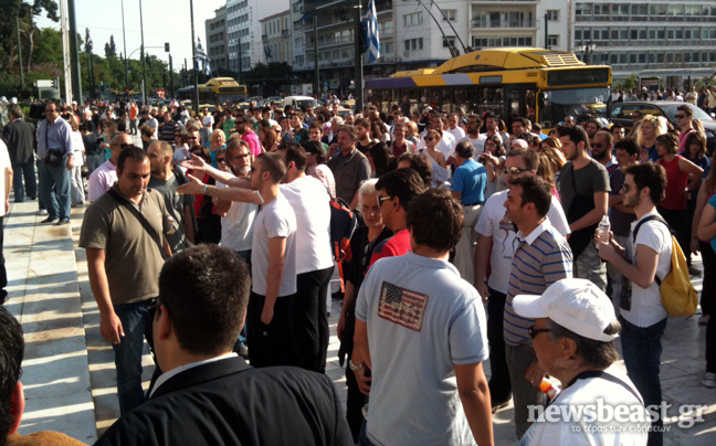 Οι «Αγανακτισμένοι» στο Σύνταγμα