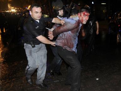 Διαδηλωτής παρέσυρε και σκότωσε αστυνομικό