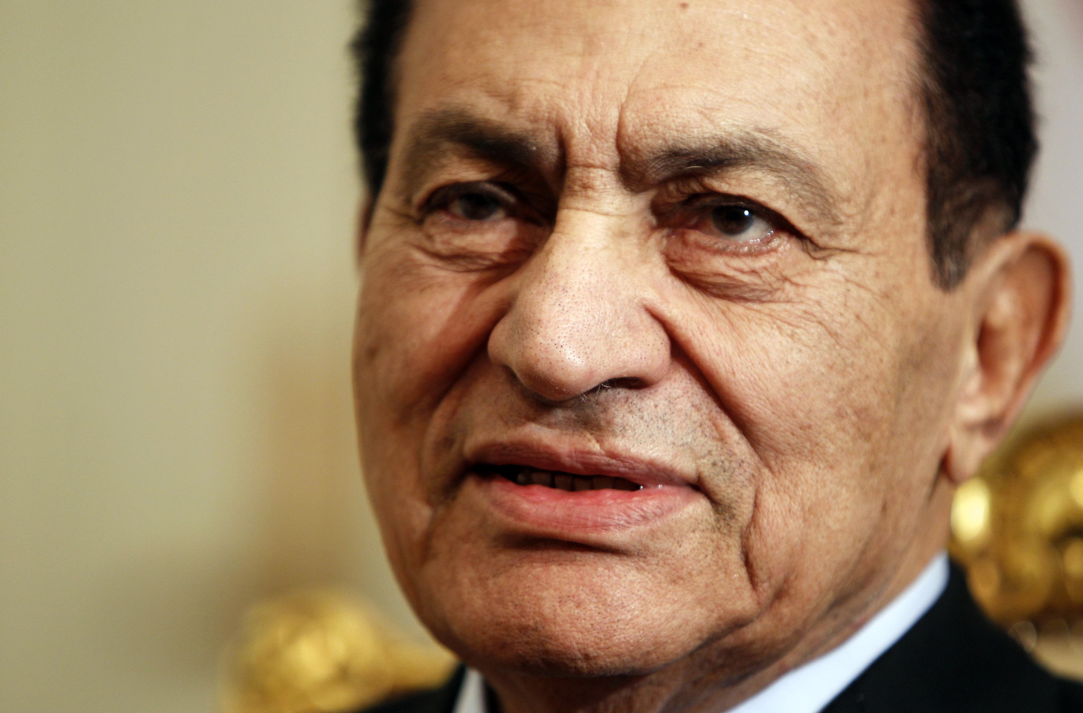 Πρόστιμο 90 εκατομμυρίων λιρών για τον Μουμπάρακ