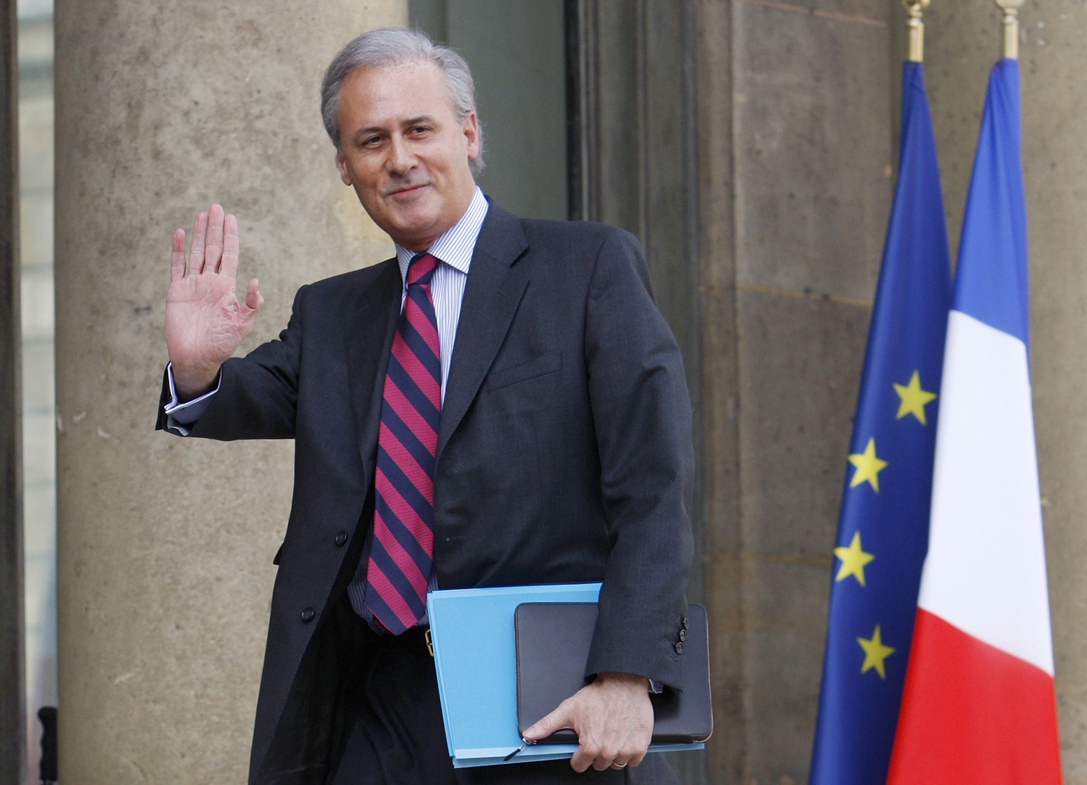 Παραιτήθηκε ο Γάλλος υφυπουργός δημόσιας διοίκησης