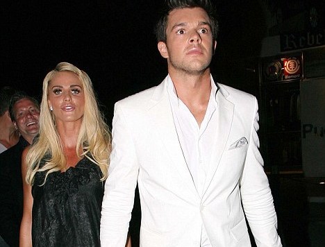 Πήγε με τον έναν, έφυγε με άλλον