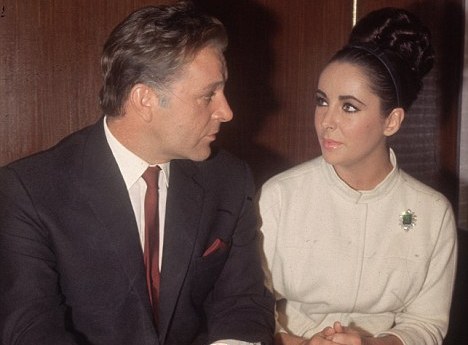 Ταινία ο έρωτας της Elizabeth Taylor με τον Richard Burton