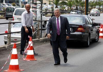 «Ο πρόεδρος πρέπει να πει όχι στο μαφιόζικο κόλπο του Παπανδρέου»