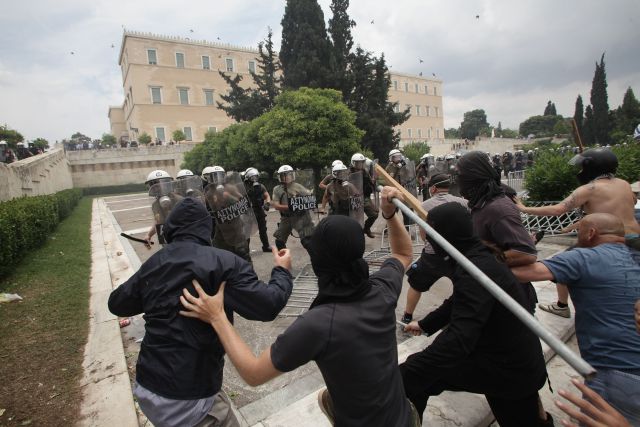 «Απ&#8217; το να πεθάνω στον καναπέ προτιμώ να πεθάνω εδώ»