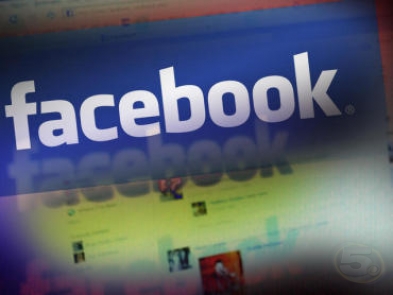 Πάνω από τρία εκατ. οι χρήστες του facebook στη Ρουμανία