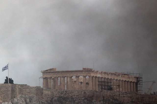 «Κόκκινος συναγερμός» για το ενδεχόμενο ελληνικής χρεοκοπίας