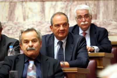 Άνοιγμα Σαμαρά στον Καραμανλή