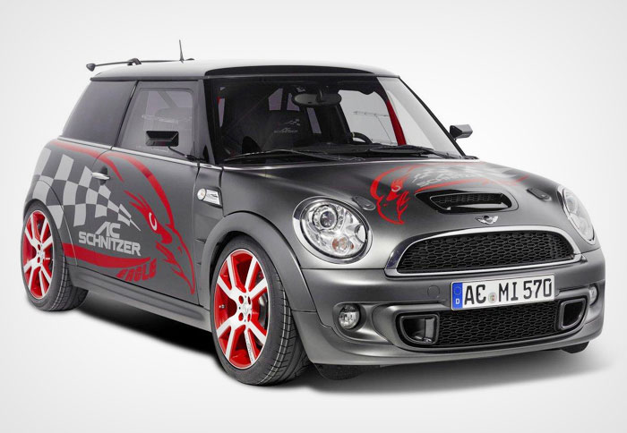 Mini Cooper ταχύτερο από Ferrari!