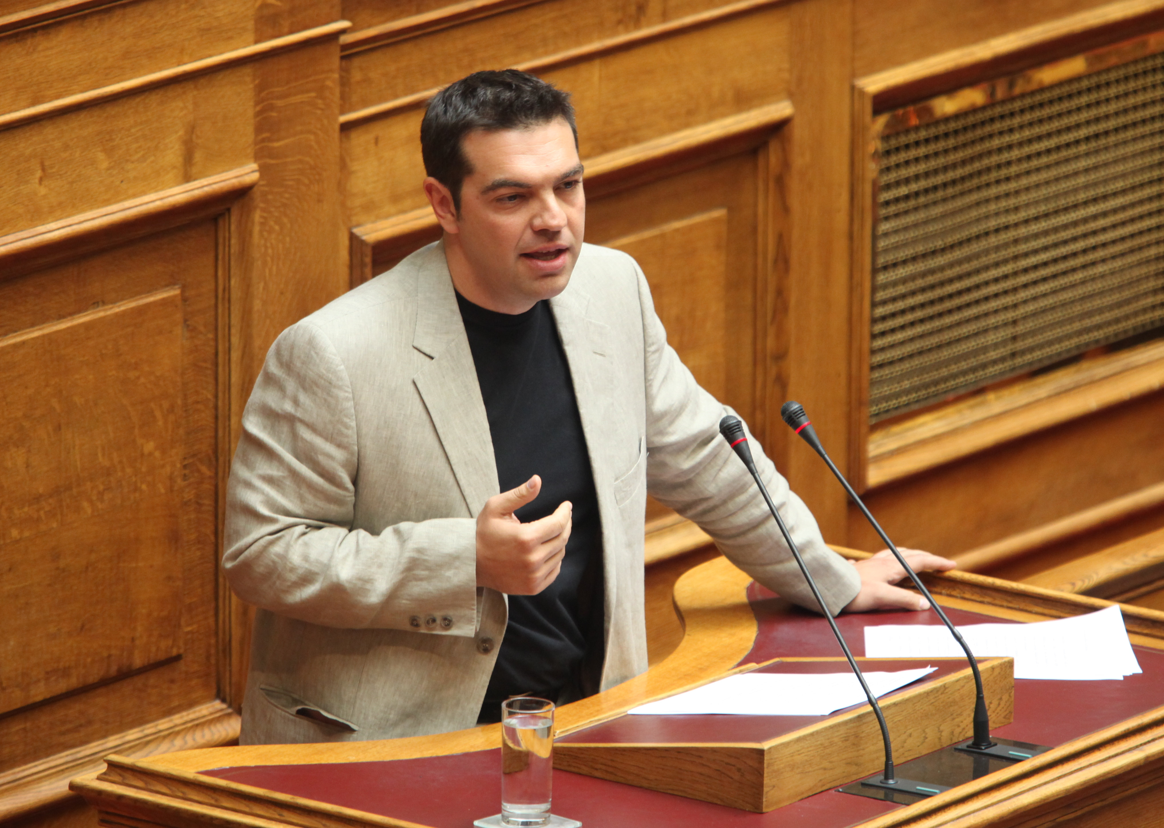 «Mέρα ντροπής για τη δημοκρατία και την κοινοβουλευτική λειτουργία»